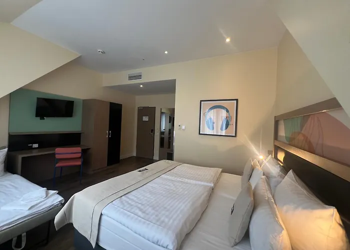 Garner - Charlottenburg, An Ihg