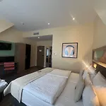 Garner - Charlottenburg, An Ihg