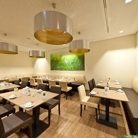 Garner - Charlottenburg, An Ihg מלון