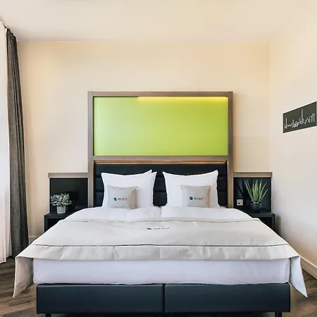 Garner - Charlottenburg, An Ihg 3* ברלין