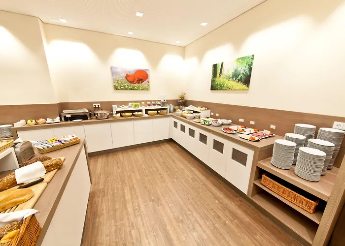 Garner - Charlottenburg, An Ihg 3*