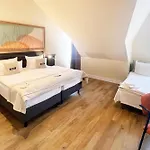Garner - Charlottenburg, An Ihg Берлин