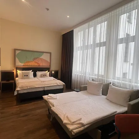 Garner - Charlottenburg, An Ihg מלון ברלין