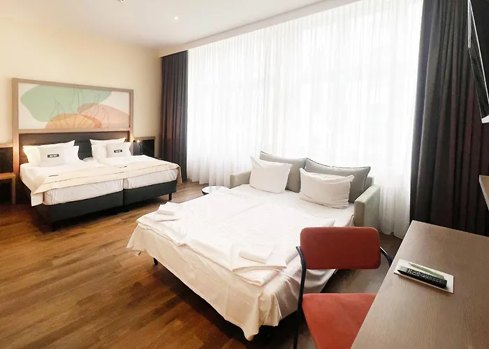 Garner - Charlottenburg, An Ihg