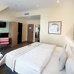 Garner - Charlottenburg, An Ihg ホテル 3*