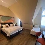 Garner - Charlottenburg, An Ihg