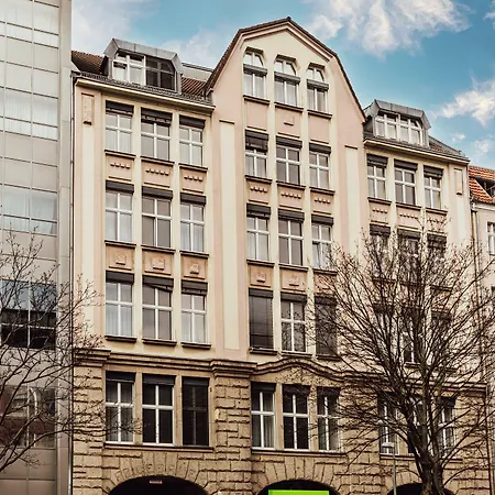 Szálloda Garner - Charlottenburg, An Ihg