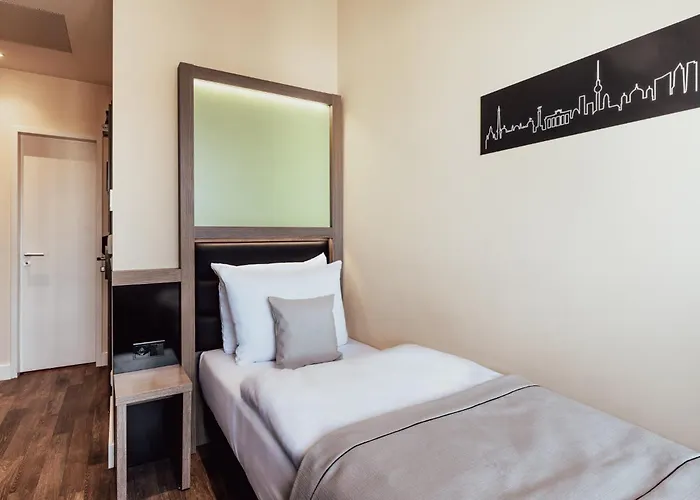 Garner - Charlottenburg, An Ihg