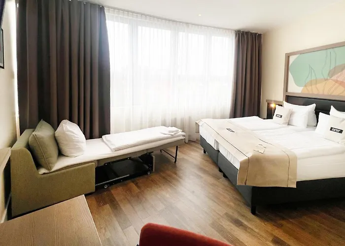 Garner - Charlottenburg, An Ihg 3* Berlin