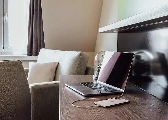 Garner - Charlottenburg, An Ihg 3*